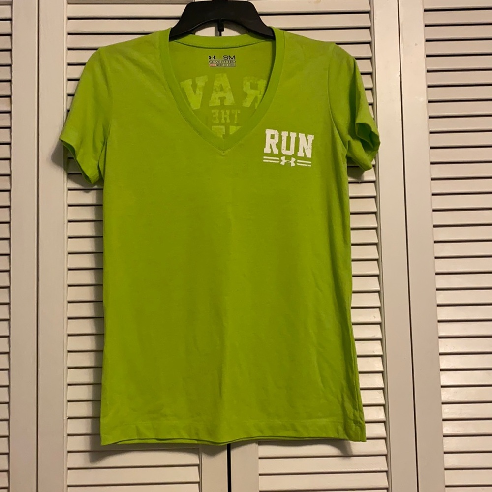 Under Armour T-shirt